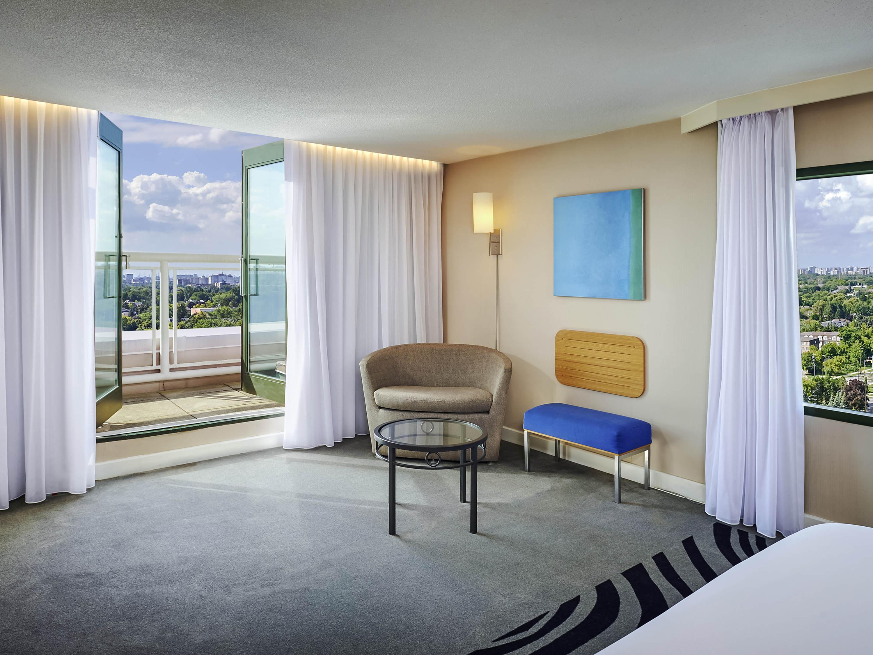 Novotel Toronto North York Экстерьер фото